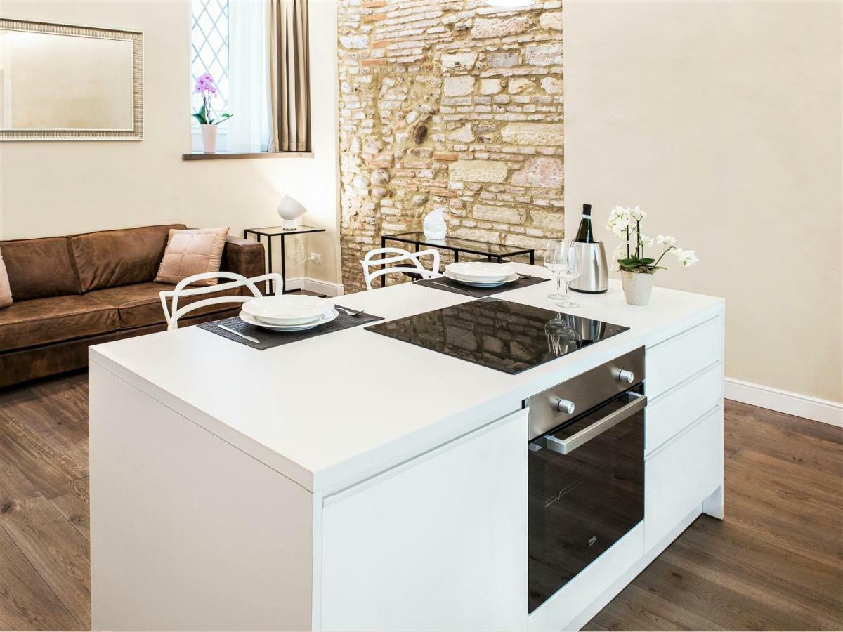 Fratta5 Luxury Apartment Verona Exterior photo